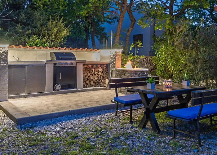 Krasna Kuca * Labin (Istria)