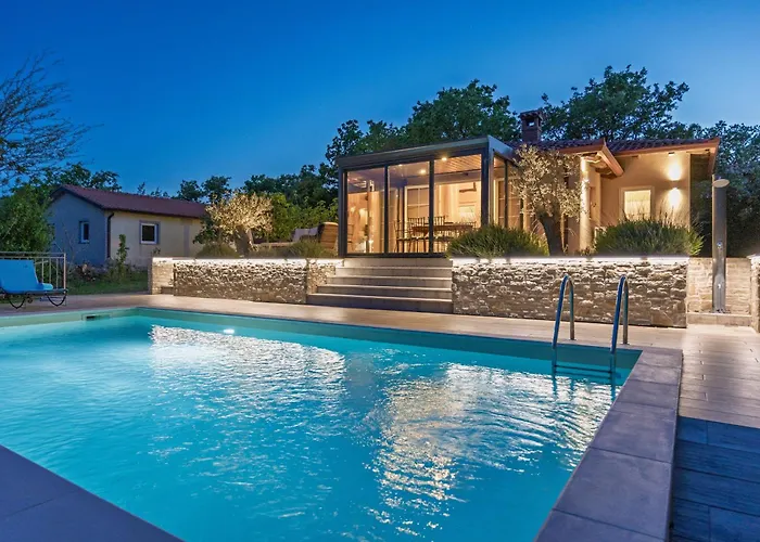 Krasna Kuca Labin (Istria)