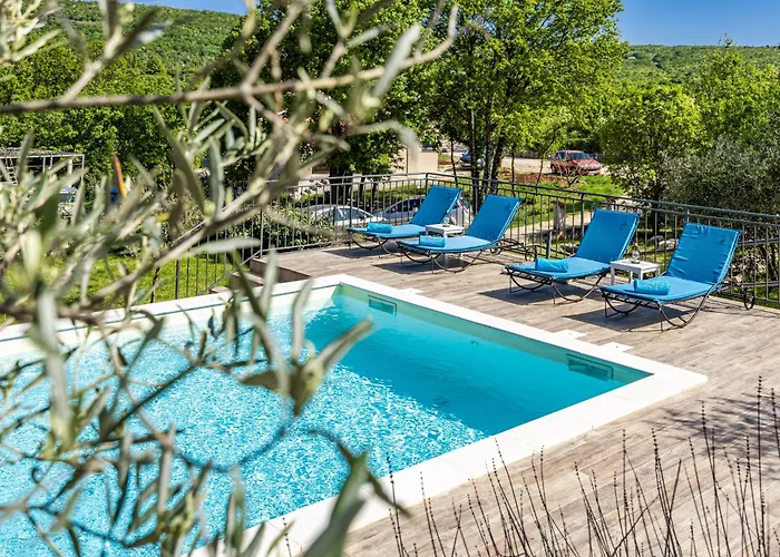 Krasna Kuca Labin (Istria)