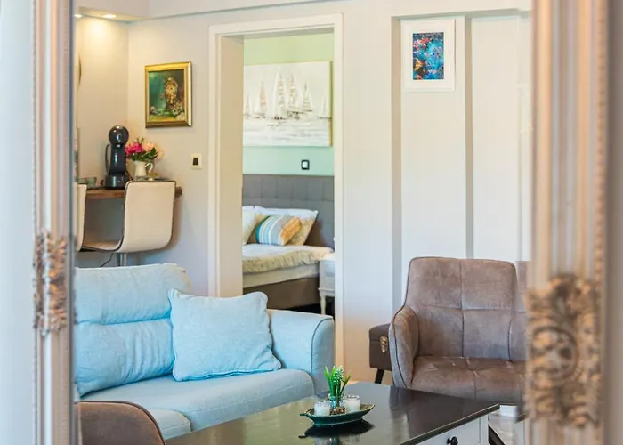 Krasna Kuca Labin (Istria)