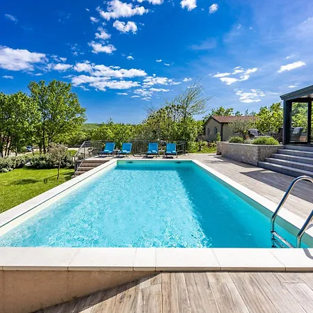 Villa Krasna Kuca *
